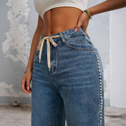 Jean Chic aux Perles Éclatantes