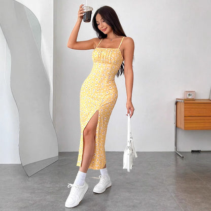 L'Échappée Solaire : Votre Prochaine Robe de Rêve