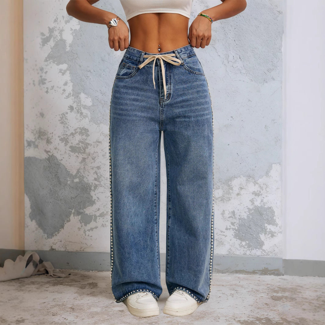 Jean Chic aux Perles Éclatantes