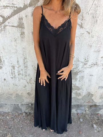 Robe Fluide Dentelle Chic