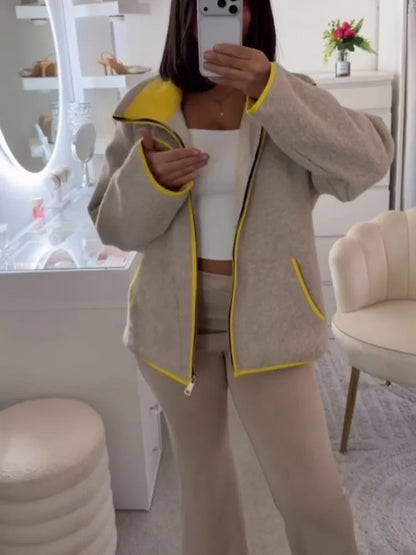 Veste Polaire Beige à Liseré Jaune
