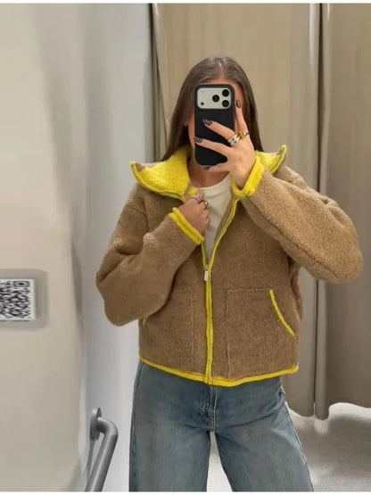 Veste Polaire Beige à Liseré Jaune
